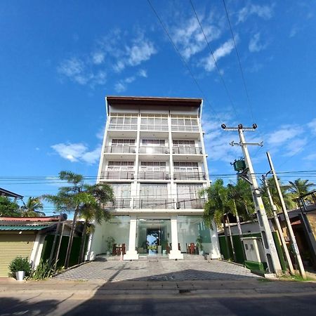 Beverly Beach 尼甘布 外观 照片