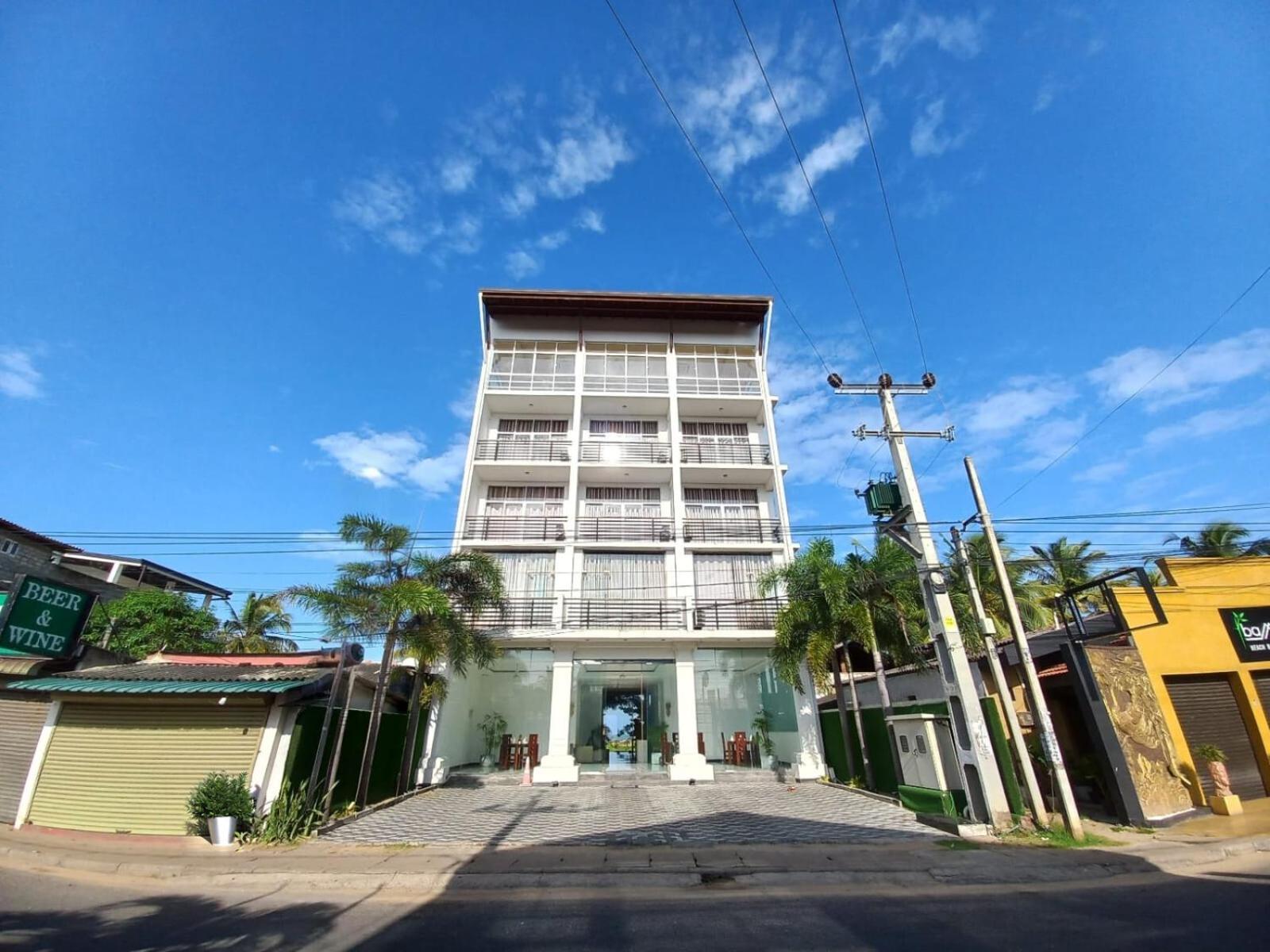 Beverly Beach 尼甘布 外观 照片